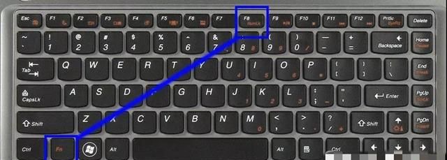 键盘右侧的数字输入不了怎么办
，我键盘右边的数字键123456789怎么不能用了，变成上下左右了？图2