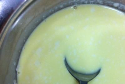 蛋挞液可以打发成奶油吗
，蛋挞液里面加了蛋清会怎么样？图2