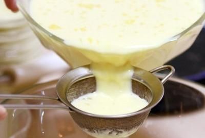 蛋挞液可以打发成奶油吗
，蛋挞液里面加了蛋清会怎么样？图3