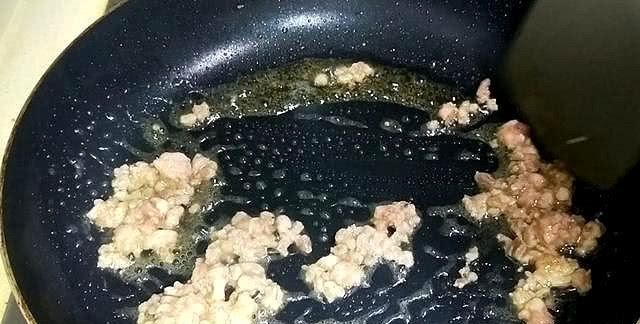 豆腐怎么炒出来才好吃
，腊豆腐怎么炒好吃？图6