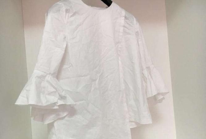 白衬衫染色了怎么办
，白衬衫染其他衣服颜色了怎么洗掉？图2
