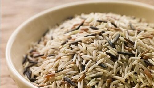 糙米的热量是多少大卡
，每100克:小米、大米、糙米的卡路里是多少？图1