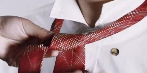 如何打领带（图解）
，教你如何打领带【图文并茂】？图4
