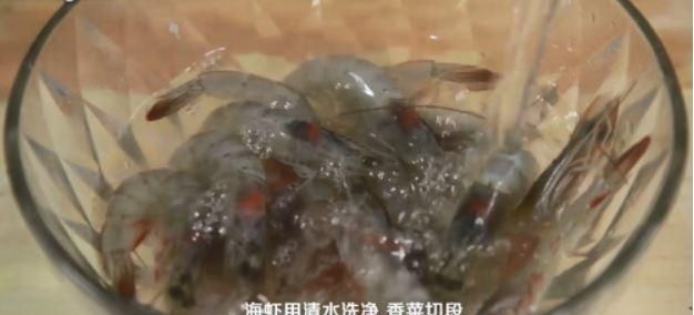 油闷大虾怎么做
，最正宗的油焖大虾怎么做？图1