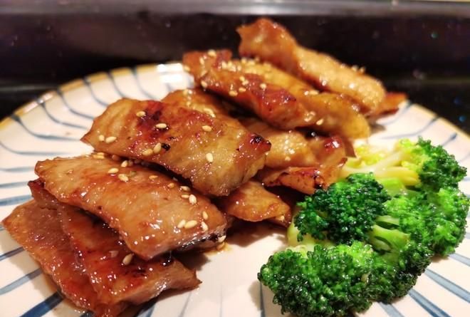 煎肉都可以煎什么菜品
，电煎锅煎肉片怎么做好吃？图1