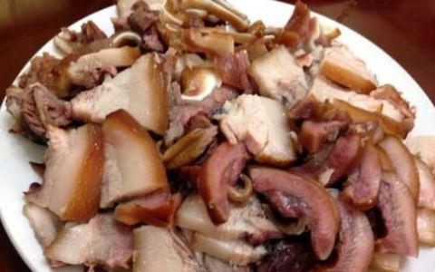 怎么做猪头肉才好吃
，咸猪头肉怎么做好吃？