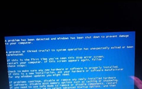 电脑经常蓝屏重启怎么办
，电脑出现蓝屏重启怎么回事？